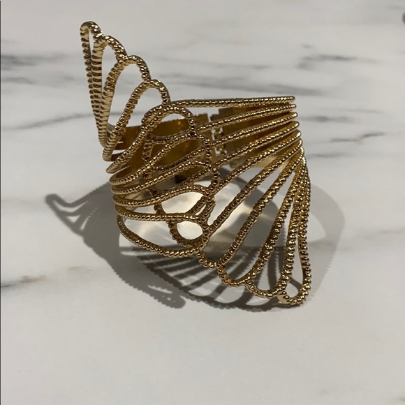 Guess Jewelry - Gold guess bracelet